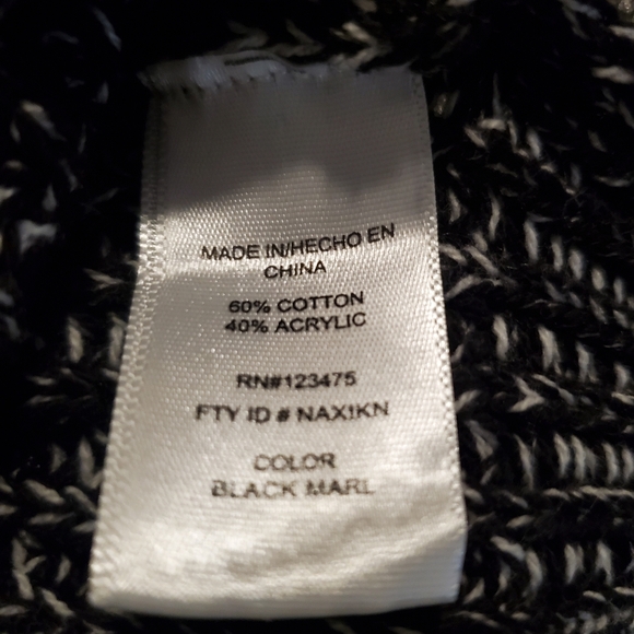 Ellen Tracy Black and White Sweater - Picture 5 of 8